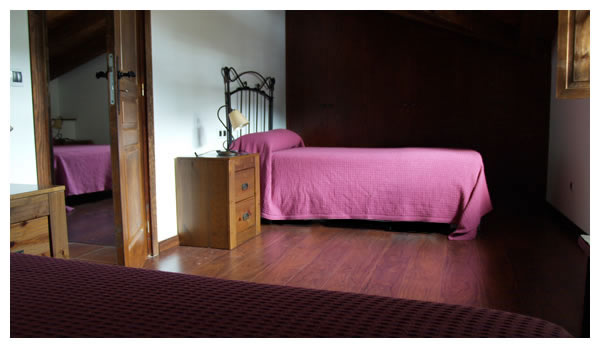 Casa Vella Garibaldi habitació amb 2 llits